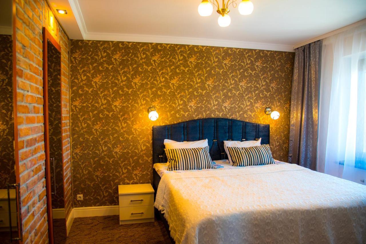 Lyra63 Large 80Sq M Top 14 Floor Siauliai  Luaran gambar