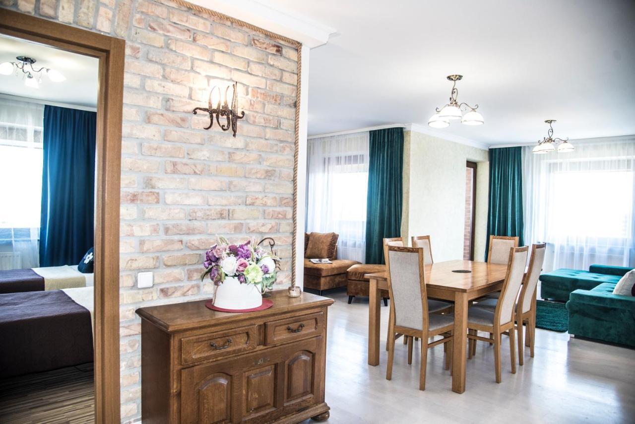 Lyra63 Large 80Sq M Top 14 Floor Siauliai  Luaran gambar